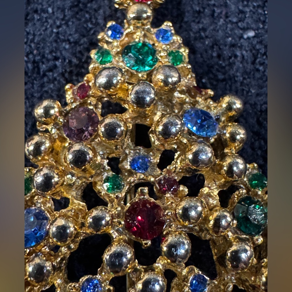 Christmas Tree Brooch - Picture 4 of 5